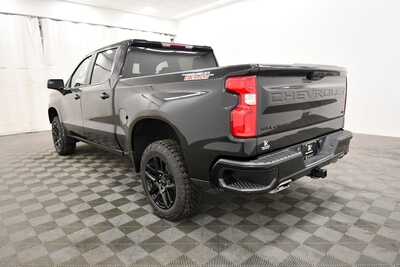 2023 Chevrolet 1500 Crew Cab, $42349. Photo 5