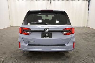 2026 Honda Odyssey, $49728. Photo 6