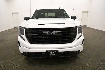 2025 GMC 1500 Crew Cab, $51849. Photo 11