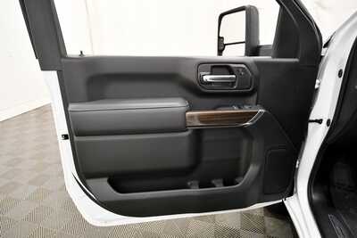 2024 Chevrolet 2500 Reg Cab, $65999. Photo 12