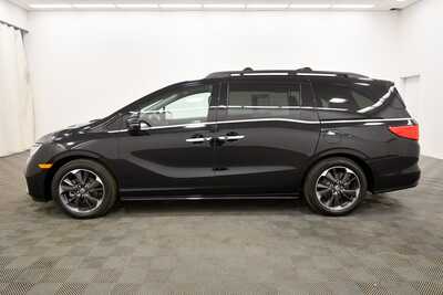 2024 Honda Odyssey, $43345. Photo 4