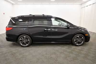 2024 Honda Odyssey, $43345. Photo 9