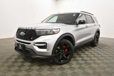 2023 Ford Explorer, $41849. Photo 2