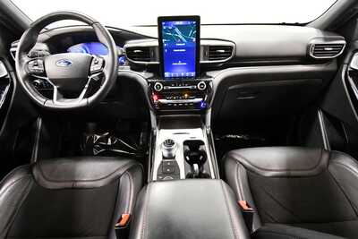2023 Ford Explorer, $41849. Photo 3