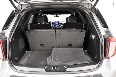 2023 Ford Explorer, $41849. Photo 7