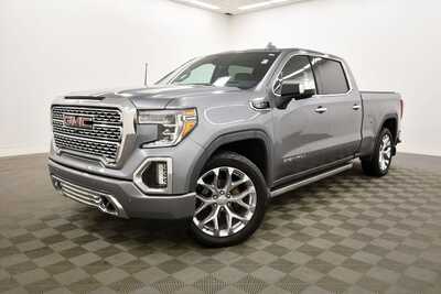 2019 GMC 1500 Crew Cab, $36999. Photo 2