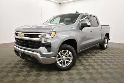 2023 Chevrolet 1500 Crew Cab, $36349. Photo 2