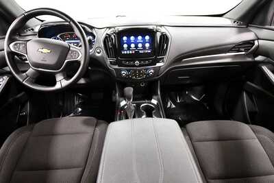 2023 Chevrolet Traverse, $30349. Photo 3