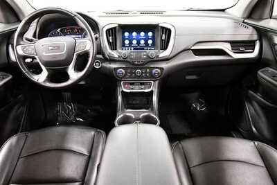 2022 GMC Terrain, $24849. Photo 3