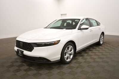 2026 Honda Accord, $30045. Photo 2