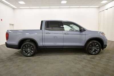 2025 Honda Ridgeline, $36599. Photo 9