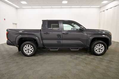 2024 Toyota Tacoma, $37349. Photo 9