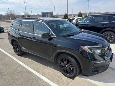 2022 Honda Pilot, $30295. Photo 2
