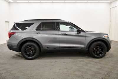 2024 Ford Explorer, $33995. Photo 10