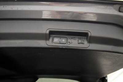 2024 Ford Explorer, $33995. Photo 8