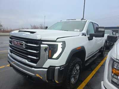 2024 GMC 2500 Crew Cab, $53995. Photo 2