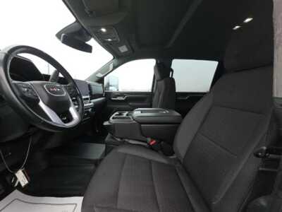 2024 GMC 2500 Crew Cab, $53995. Photo 3