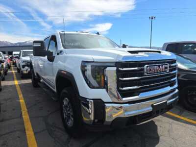2024 GMC 3500 Crew Cab, $51995. Photo 2