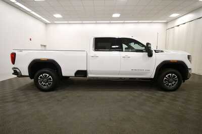 2024 GMC 3500 Crew Cab, $48849. Photo 9