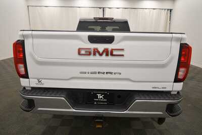 2024 GMC 3500 Crew Cab, $54999. Photo 6