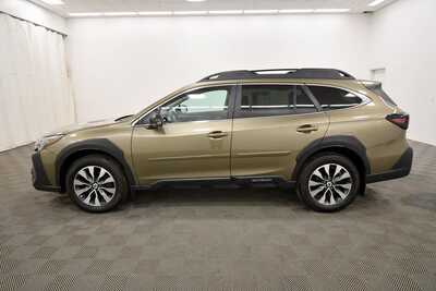 2023 Subaru Outback, $27499. Photo 4