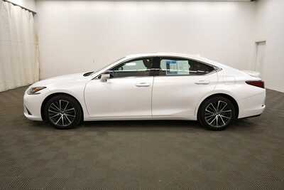 2023 Lexus ES Series, $37999. Photo 3