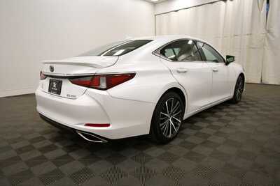2023 Lexus ES Series, $37999. Photo 7