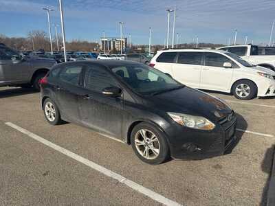 2014 Ford Focus, $7595. Photo 2