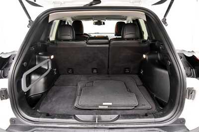 2017 Jeep Cherokee, $13895. Photo 7