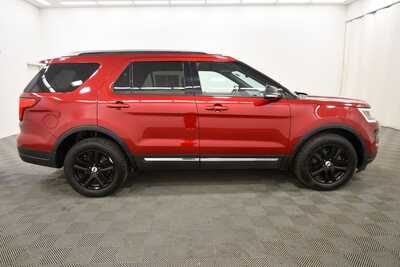 2018 Ford Explorer, $17349. Photo 9