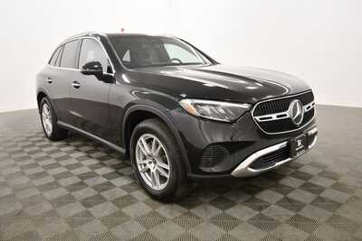 2023 Mercedes-Benz GLC-Class, $35495. Photo 10