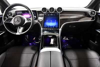 2023 Mercedes-Benz GLC-Class, $35495. Photo 3