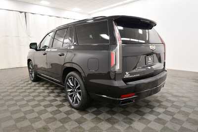 2022 Cadillac Escalade, $71149. Photo 5