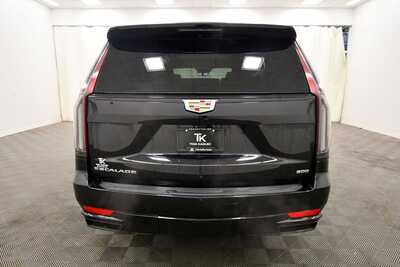 2022 Cadillac Escalade, $71149. Photo 6