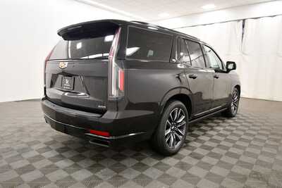 2022 Cadillac Escalade, $71149. Photo 9