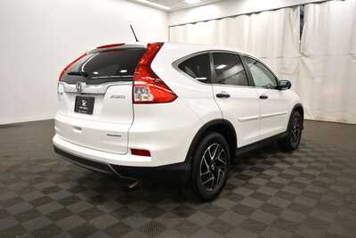 2016 Honda CR-V, $11999. Photo 8