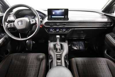 2025 Honda HR-V, $28495. Photo 3