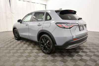 2025 Honda HR-V, $28495. Photo 5