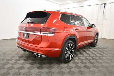 2024 Volkswagen Atlas, $36849. Photo 8