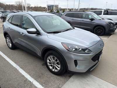 2021 Ford Escape, $16495. Photo 2