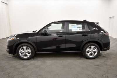 2026 Honda HR-V, $28625. Photo 4