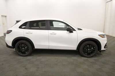 2026 Honda HR-V, $30299. Photo 8