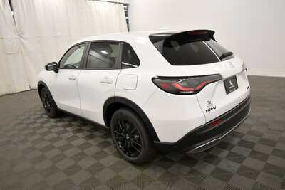 2026 Honda HR-V, $30634. Photo 5