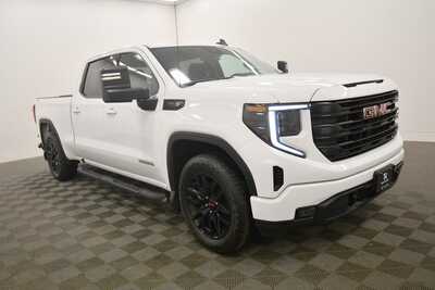 2024 GMC 1500 Crew Cab, $44499. Photo 10