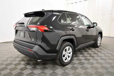 2024 Toyota RAV4, $26595. Photo 8