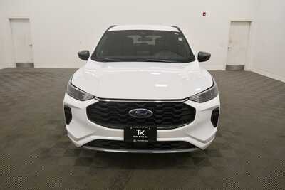 2023 Ford Escape, $22742. Photo 11