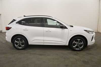 2023 Ford Escape, $22742. Photo 9