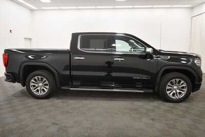 2023 GMC 1500 Crew Cab, $41995. Photo 9
