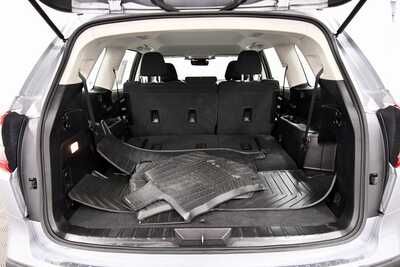 2023 Subaru Ascent, $26604. Photo 7