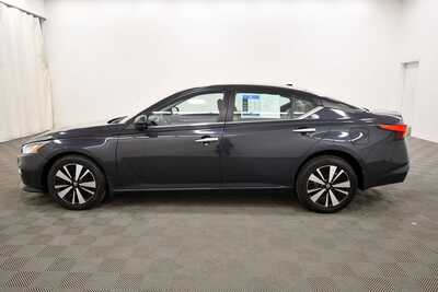 2021 Nissan Altima, $18962. Photo 3